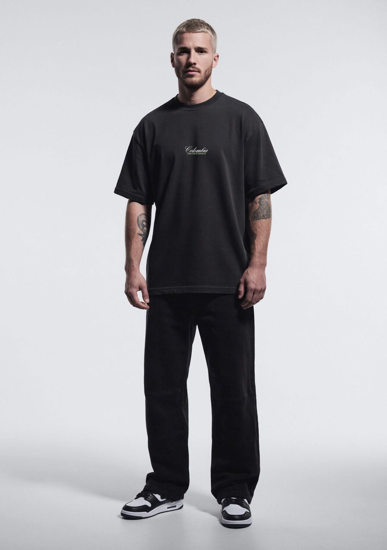 Camiseta Oversized Colombia una sola Familia Black