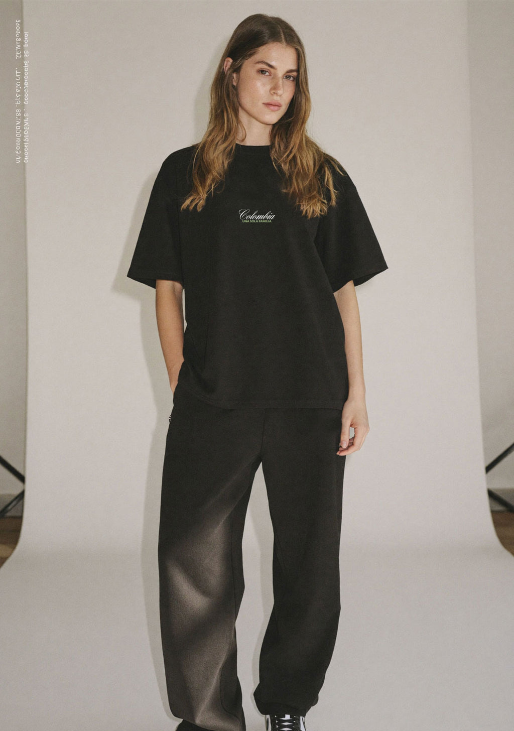 Camiseta Oversized Colombia una sola Familia Black