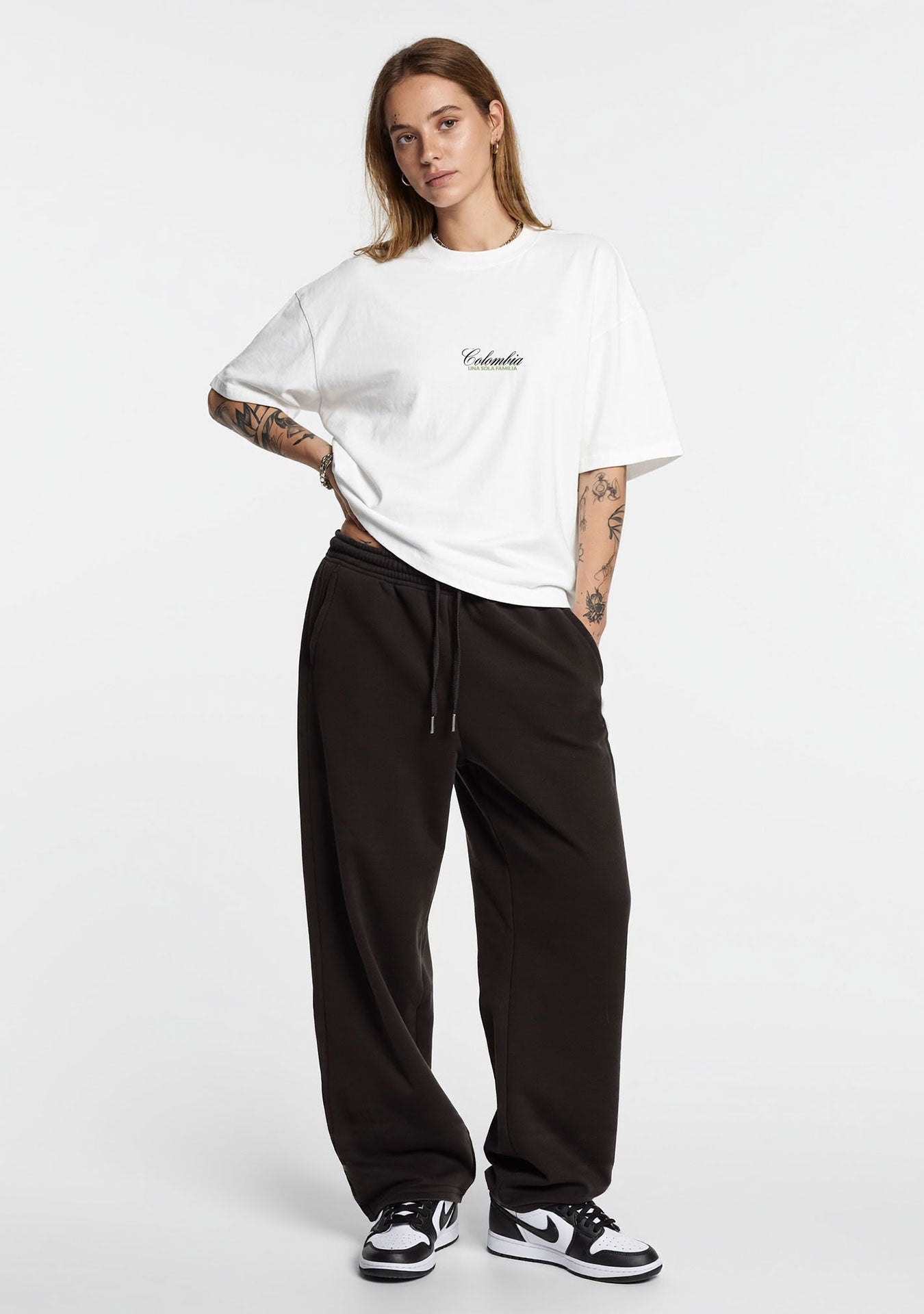 Camiseta Oversized Colombia una sola Familia White