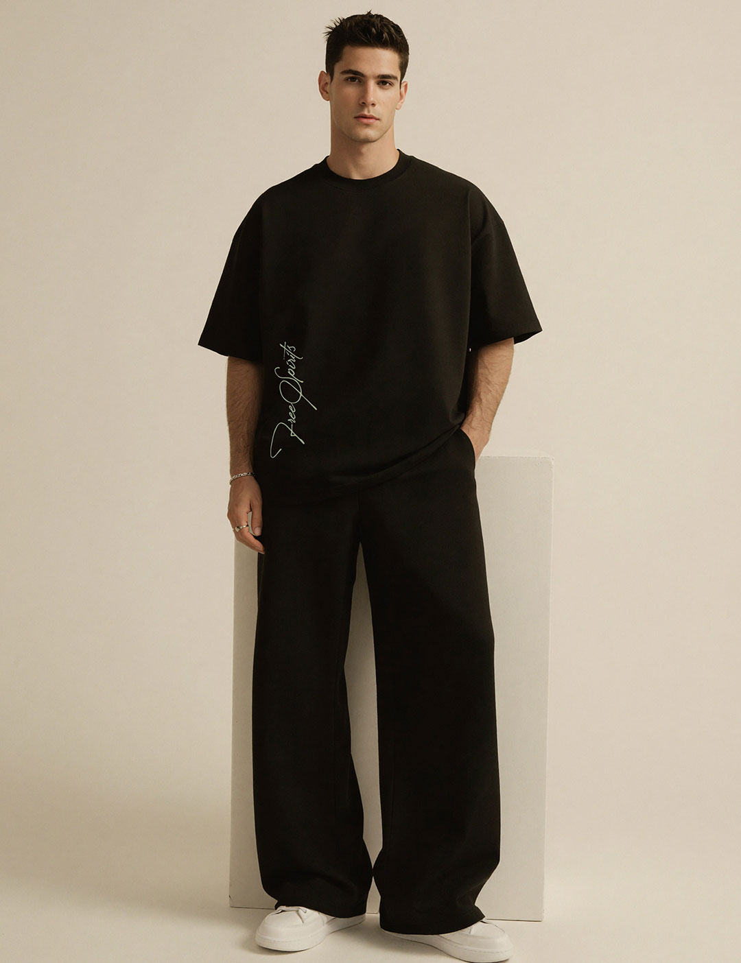 Camiseta Oversized Free Spirits Black