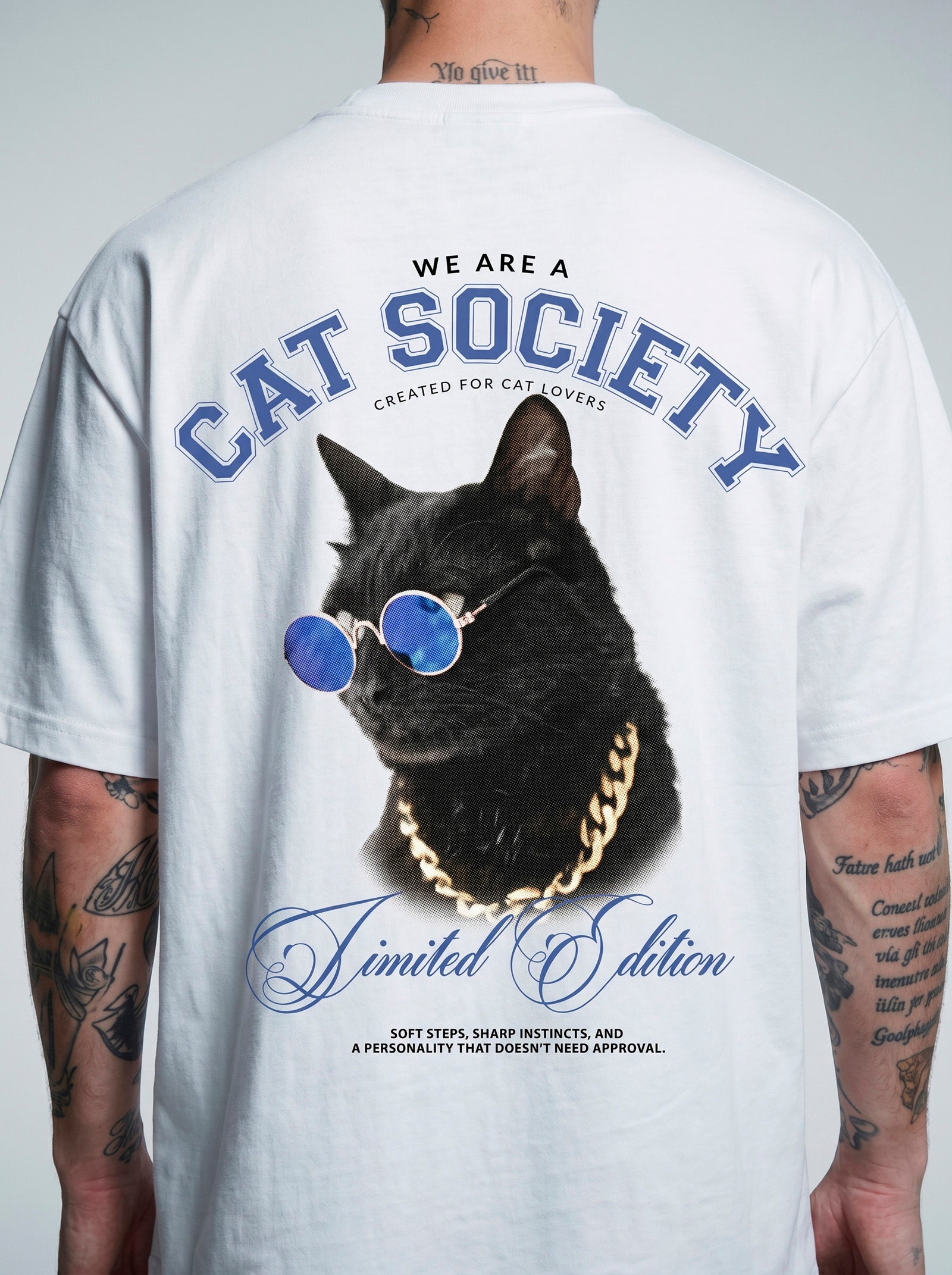 Camiseta Oversized Black Cat