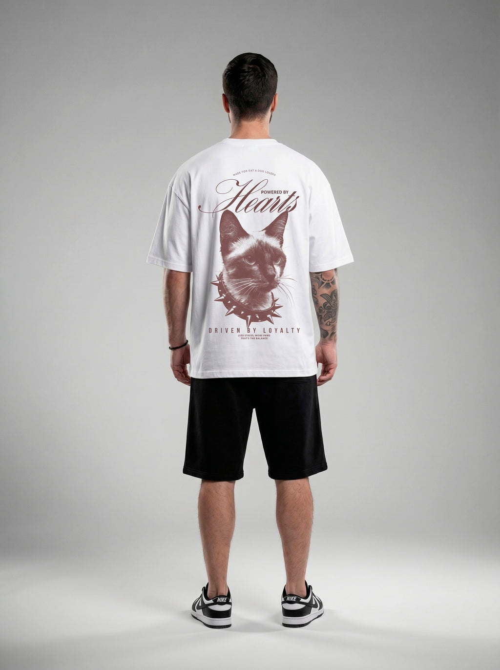 Camiseta Oversized White Cat