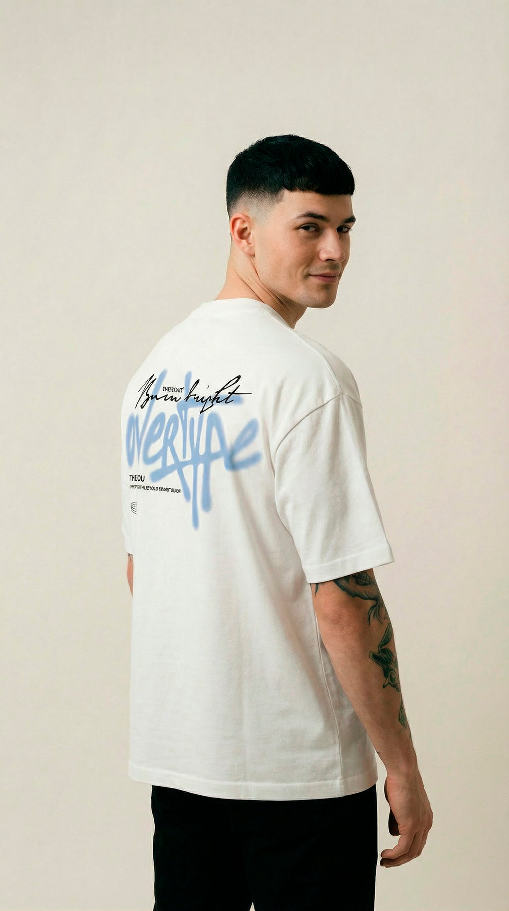 Camiseta Oversized Overtype The Old You White
