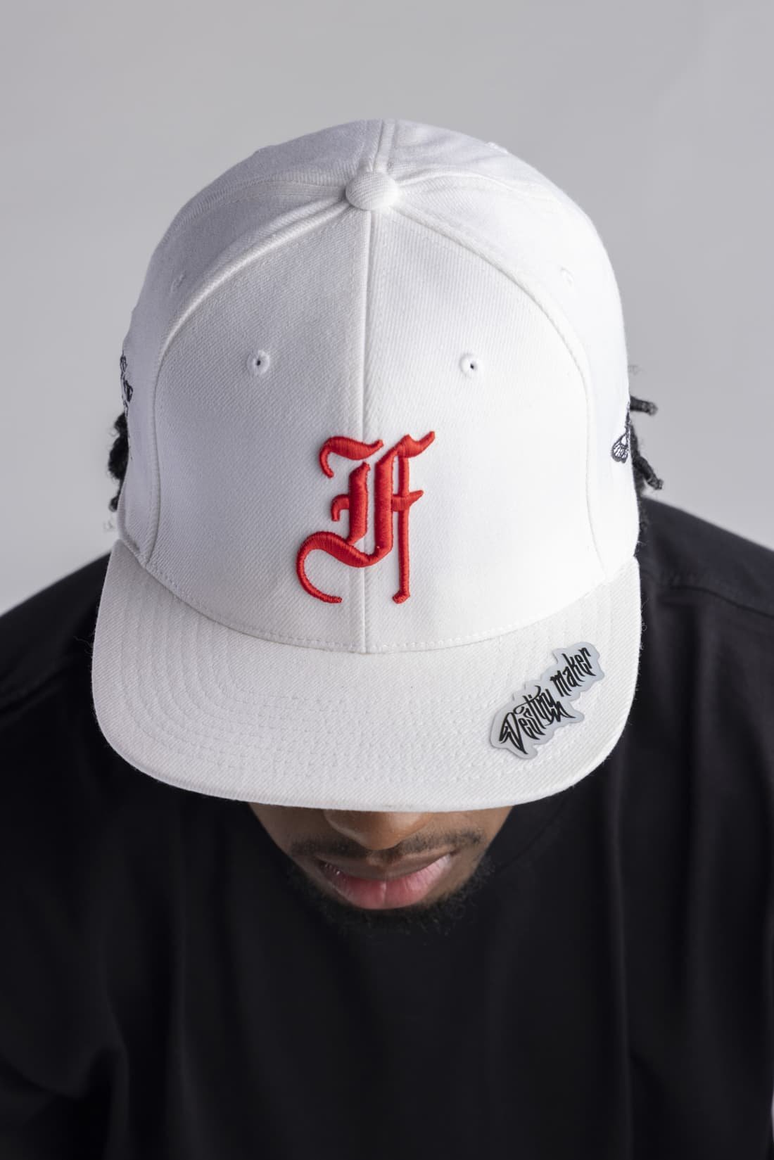 gorra-og-white-fr-lafamilia-1